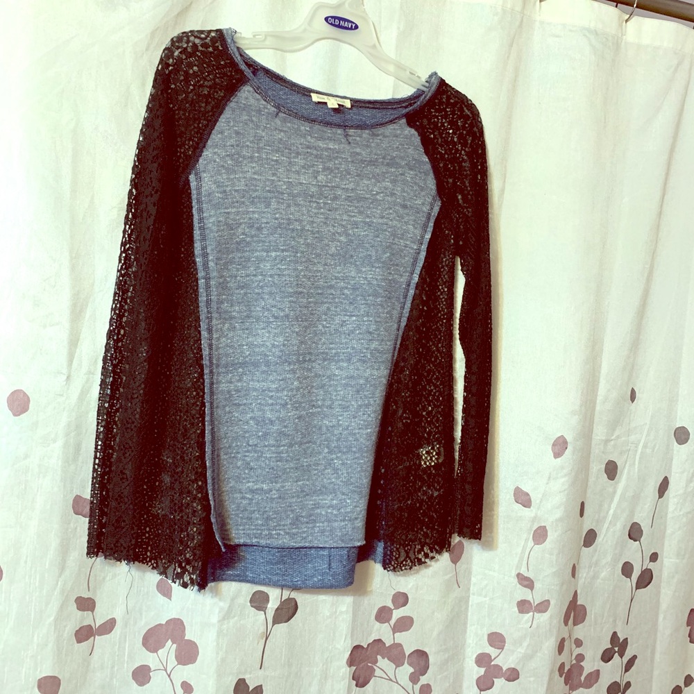 Hem & Thread top